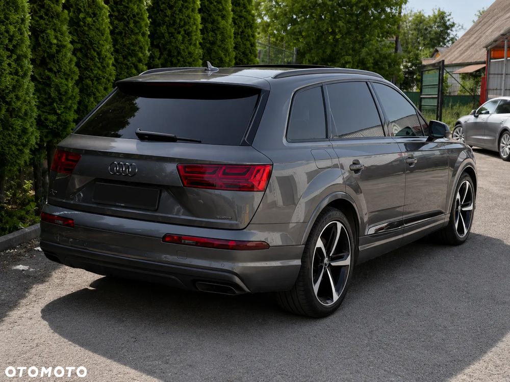 Audi Q7 - 4