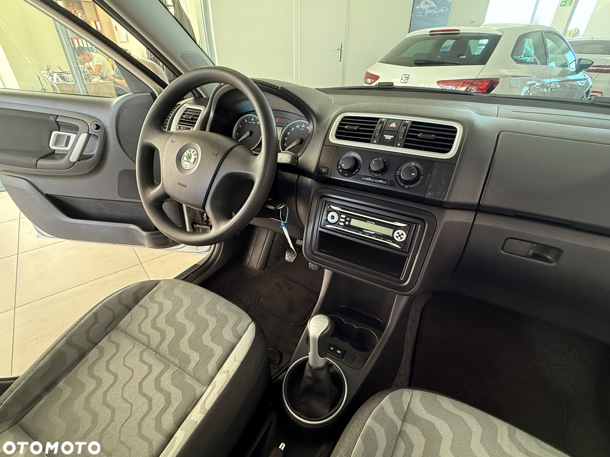 Skoda Fabia 1.4 16V Active - 32