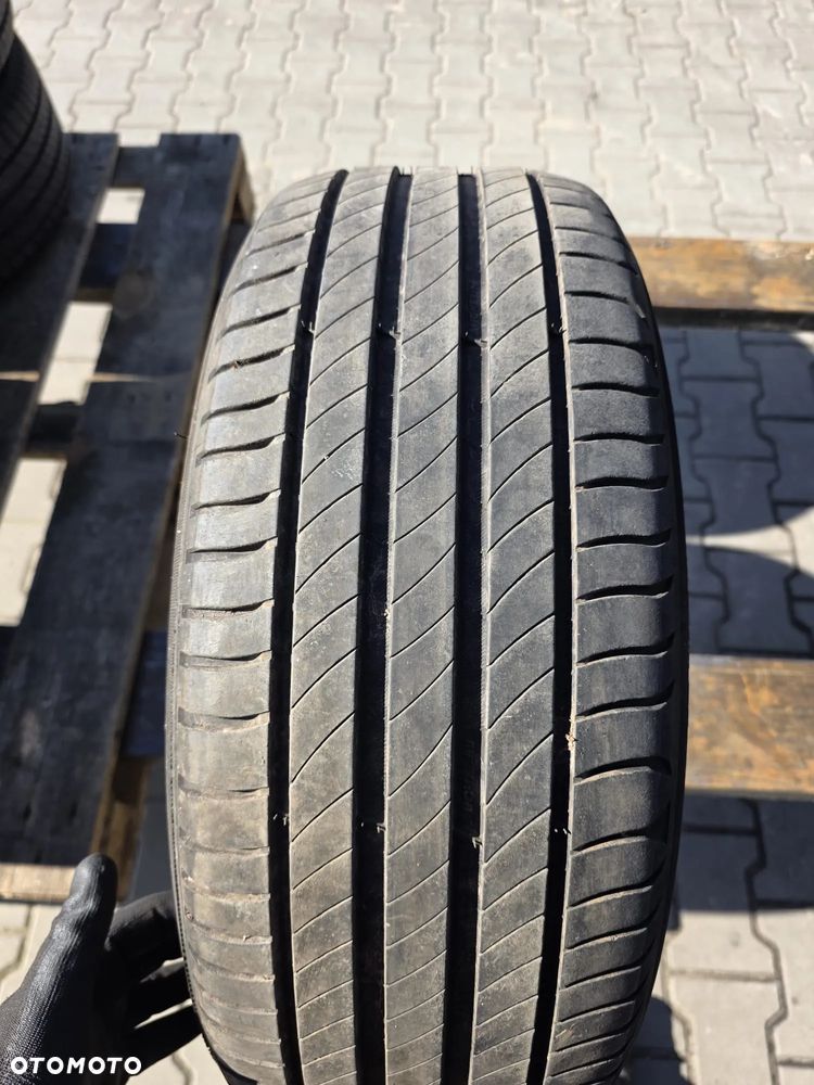 OPONA MICHELIN R16 205/55 LATO - 1