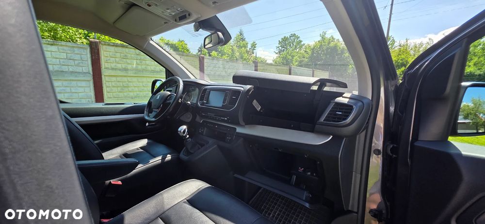 Peugeot Traveller 2.0 BlueHDi Long Business - 19