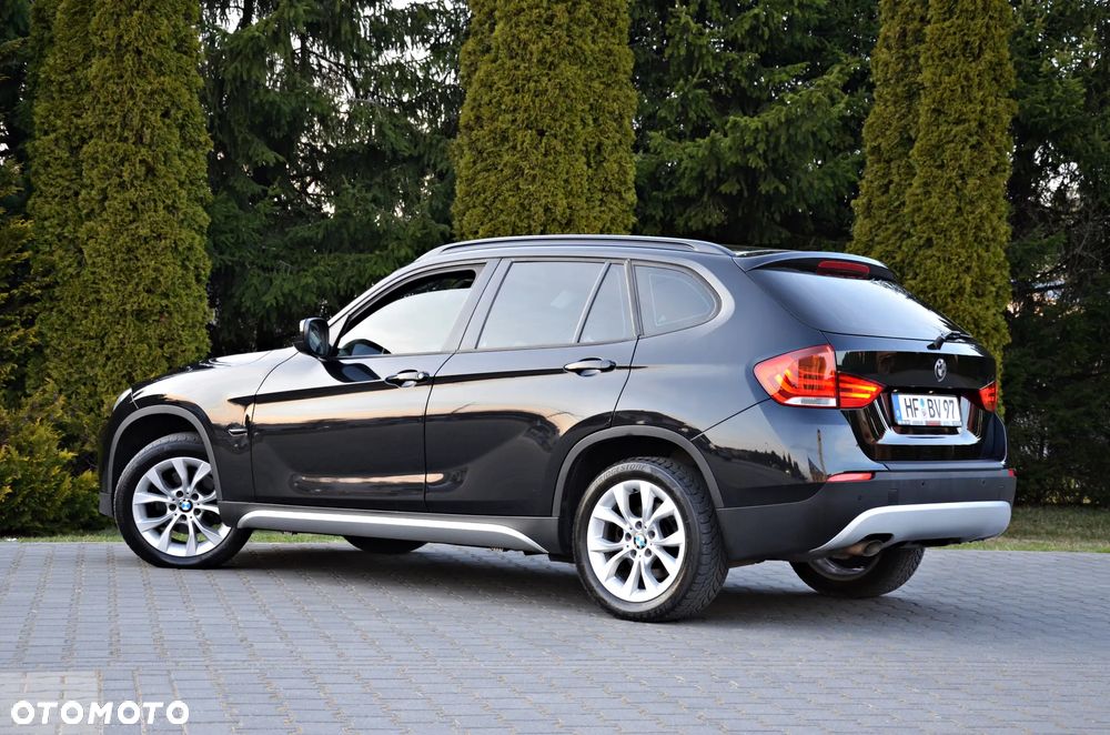 BMW X1 sDrive18d Sport Line - 19