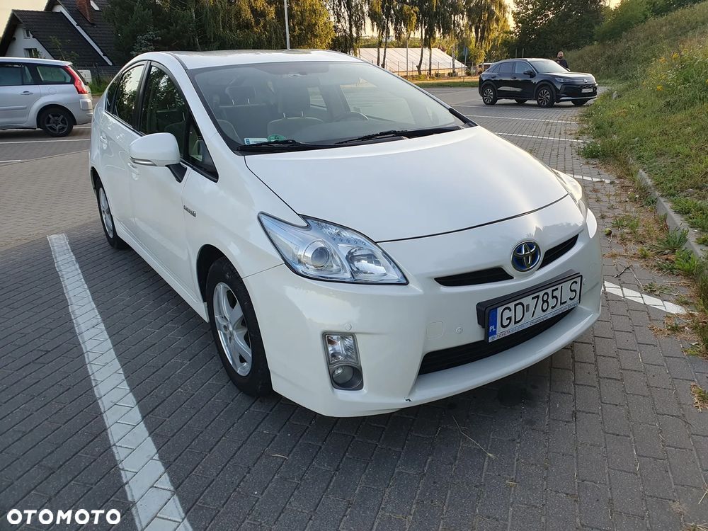 Toyota Prius 1.5 VVT-i Sol - 1