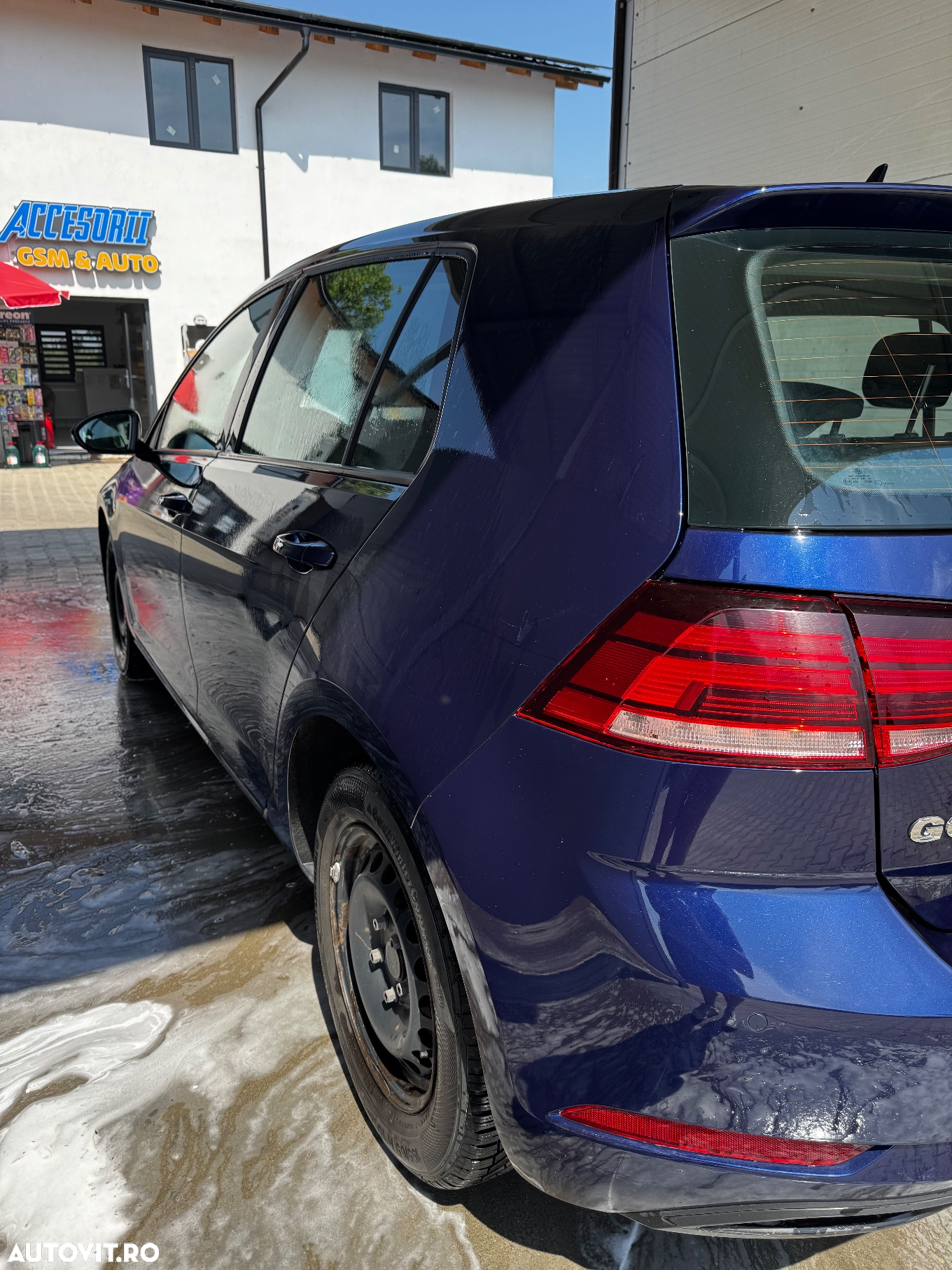 Volkswagen Golf 1.0 TSI Trendline - 3