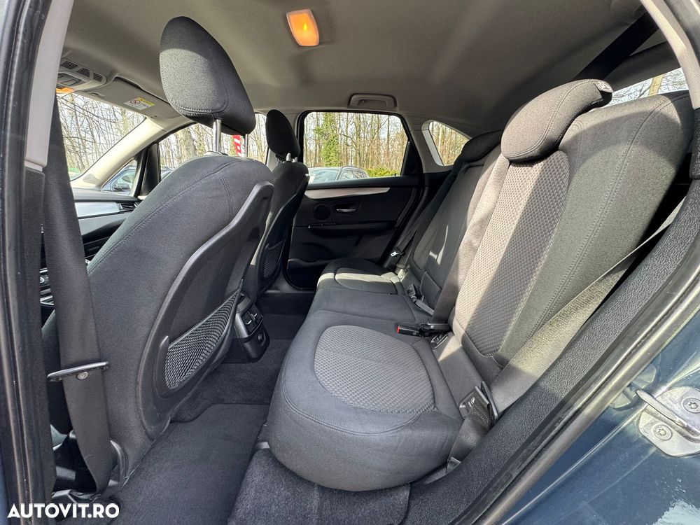 BMW Seria 2 218i - 15