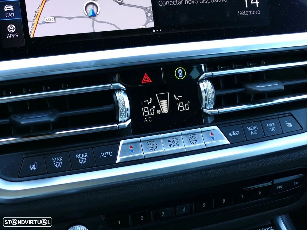 BMW 330 e Pack Desportivo M Auto - 24