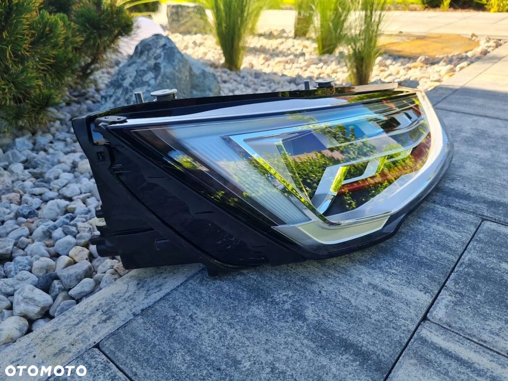 AUDI A1 S1 8X0 LIFT Lampa prawa przód Bi Xenon Led 8XA941006B - 4