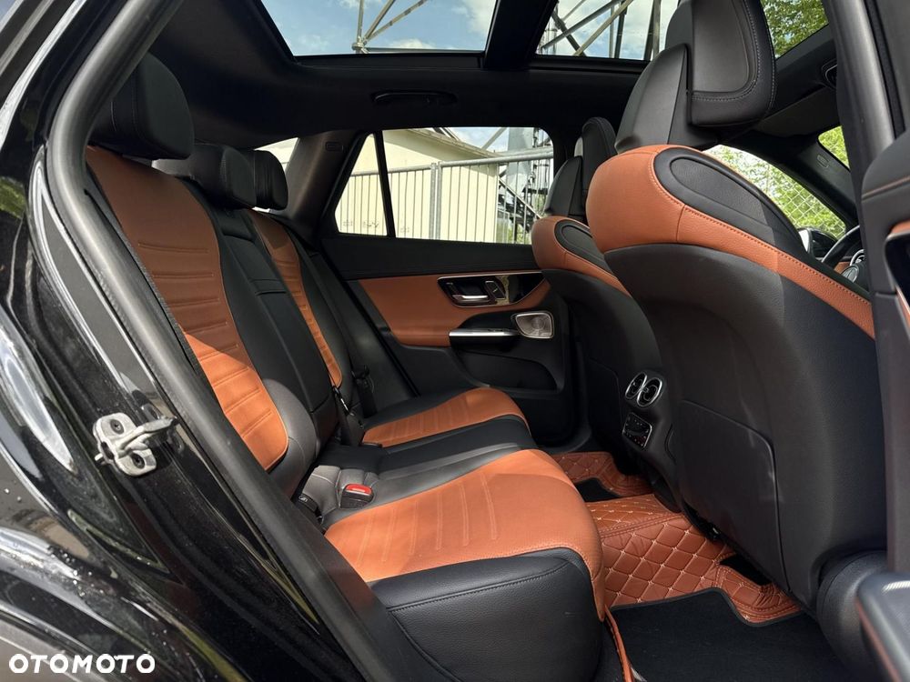 Mercedes-Benz GLC - 18