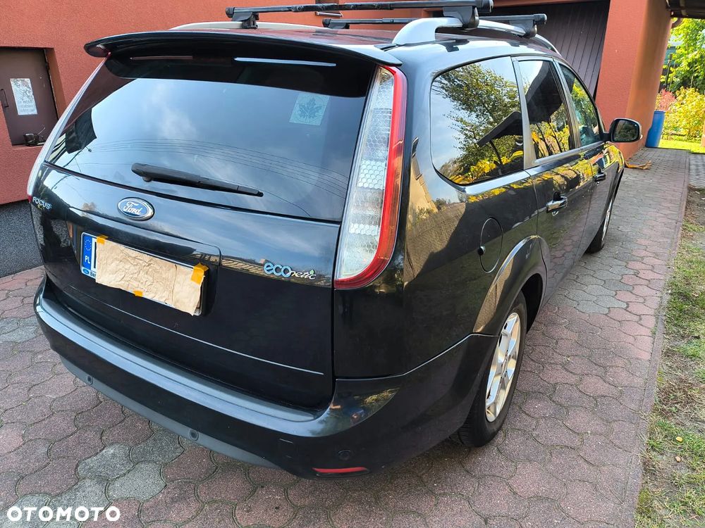 Ford Focus 2010 photo 5