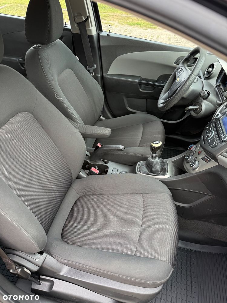 Chevrolet Aveo 1.4 16V LT - 7