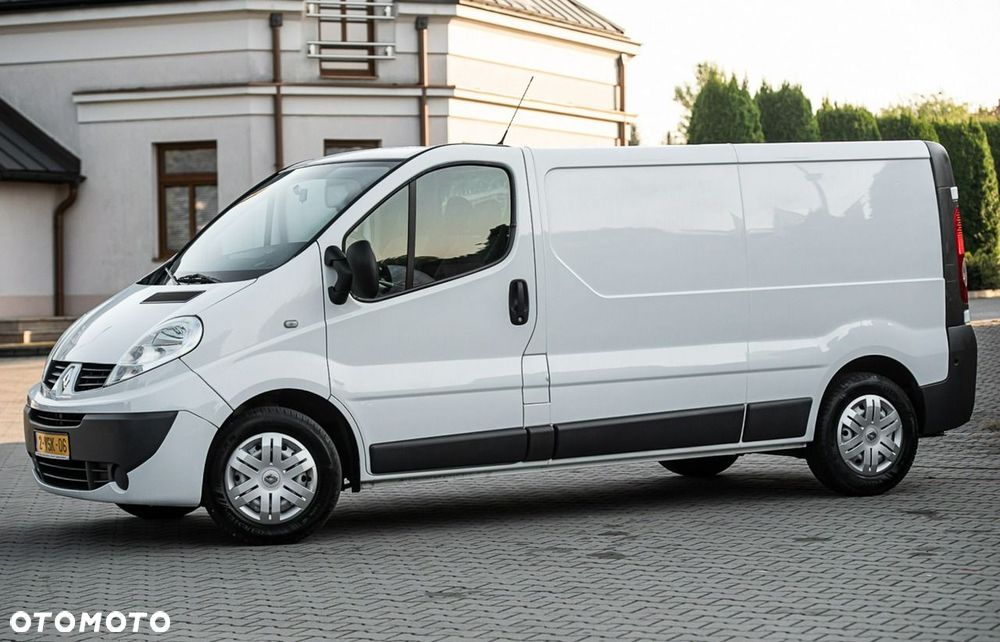 Renault Trafic - 11