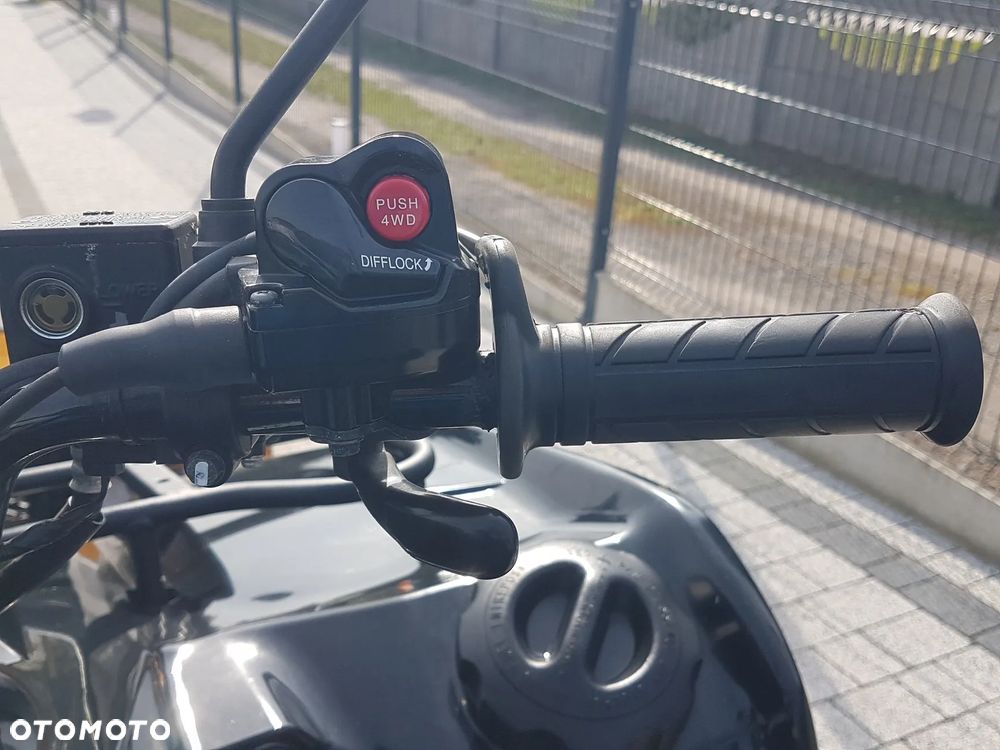 Suzuki Kingquad - 17