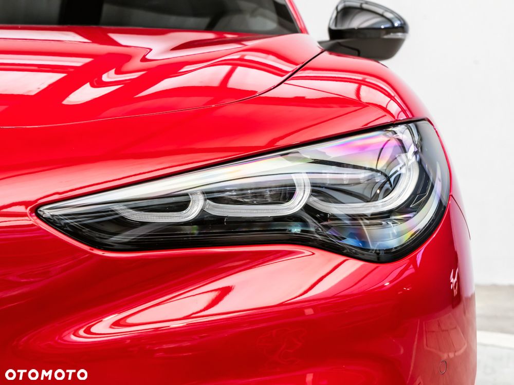 Alfa Romeo Stelvio 2.0 Turbo Veloce Q4 - 11