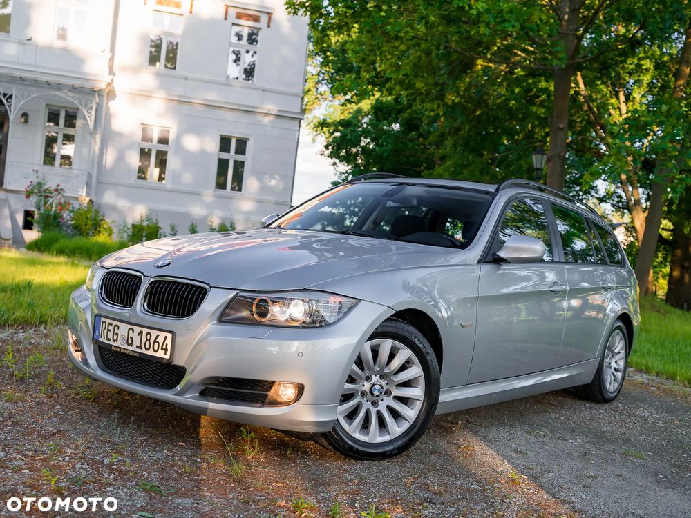 BMW Seria 3 318i Edition Lifestyle - 16