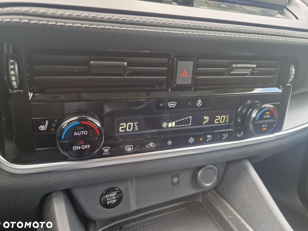 Nissan Qashqai 1.3 DIG-T MHEV N-Connecta Xtronic - 13