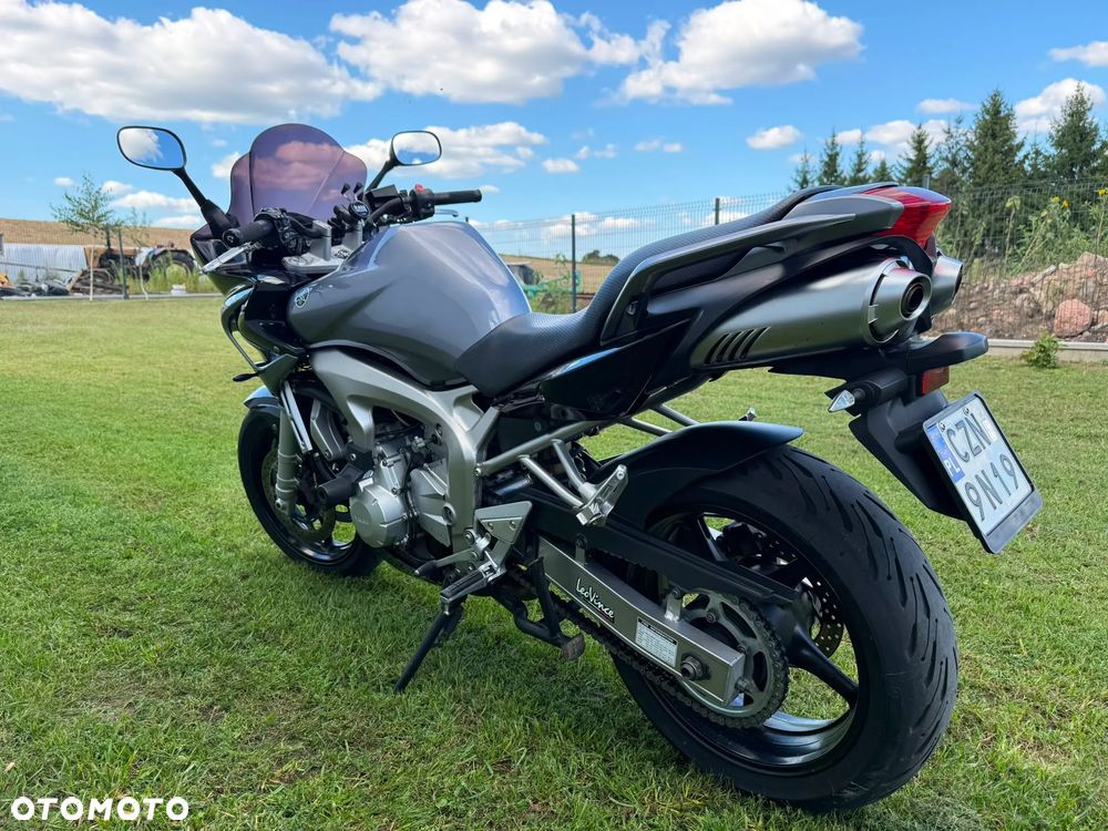 Yamaha FZ6 - 16