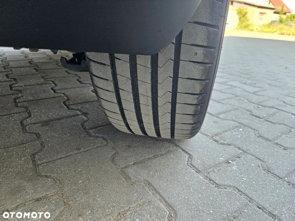 Citroën C3 BlueHDi 100 S&S SHINE PACK - 21