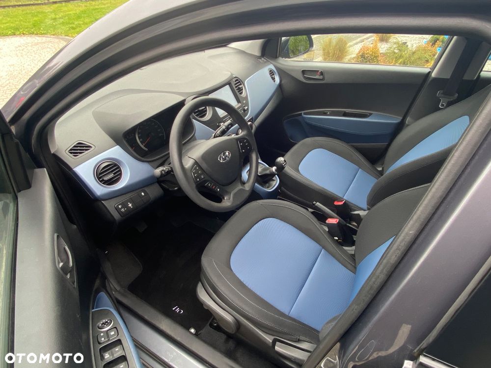 Hyundai i10 1.0 - 15