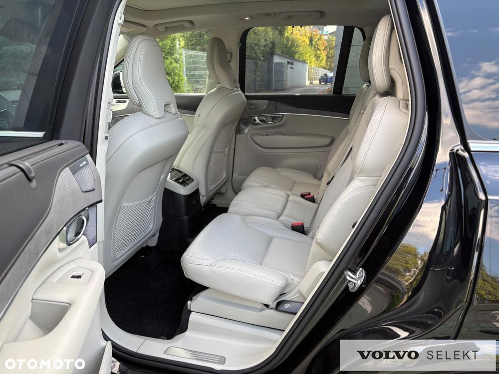 Volvo XC 90 - 16