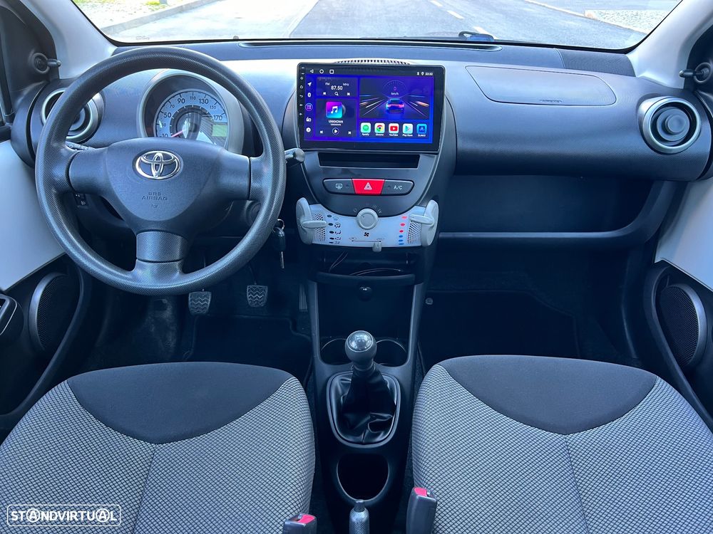 Toyota Aygo 1.0 + AC+VSC - 17