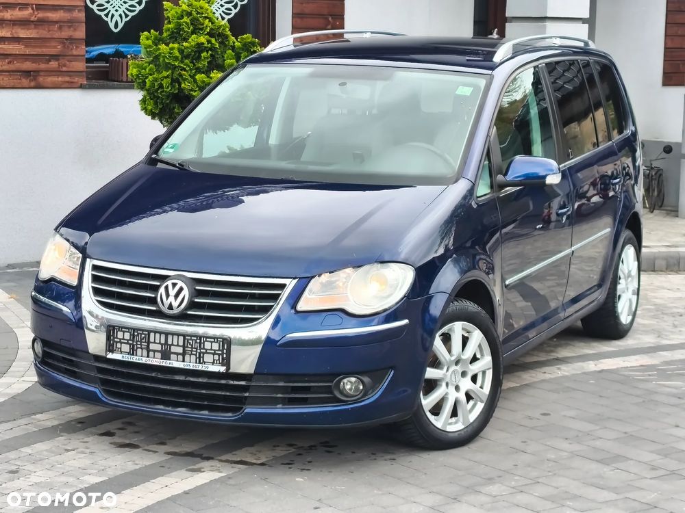 Volkswagen Touran 2.0 TDI DPF Highline - 4
