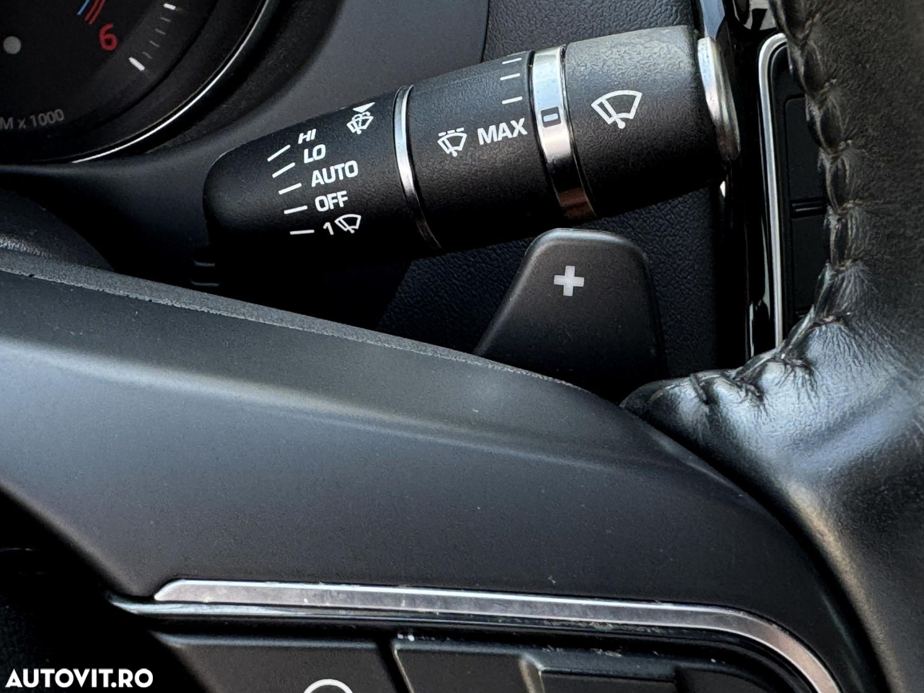 Jaguar XE 20d Aut. Portfolio - 17