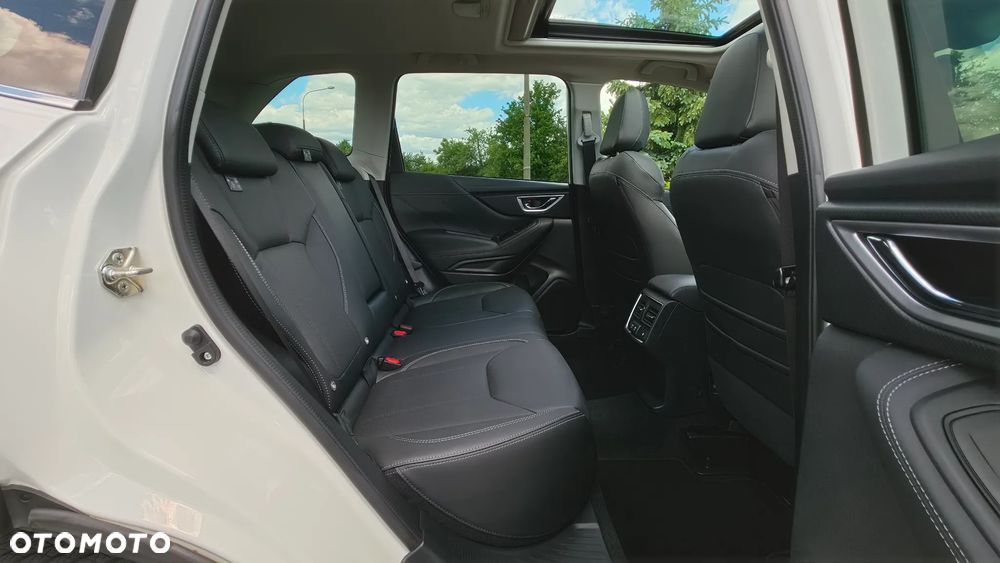 Subaru Forester 2.0i-L Platinum (EyeSight) Lineartronic - 37