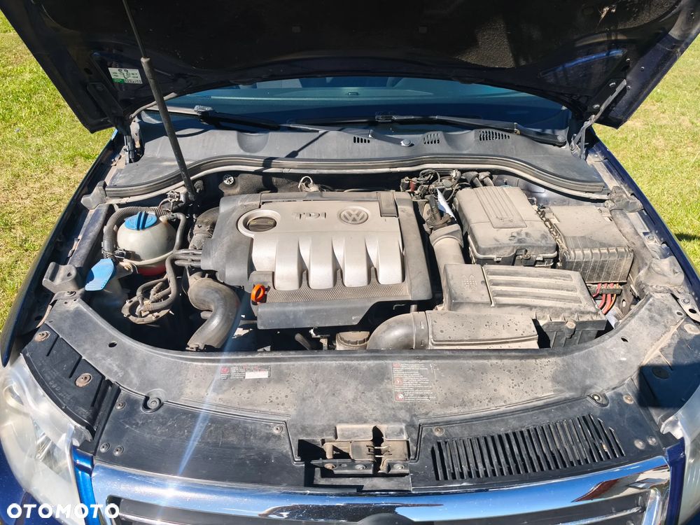 Volkswagen Passat 1.9 TDI Comfortline - 18