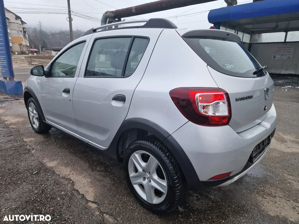 Dacia Sandero Stepway TCe 90 Prestige - 4