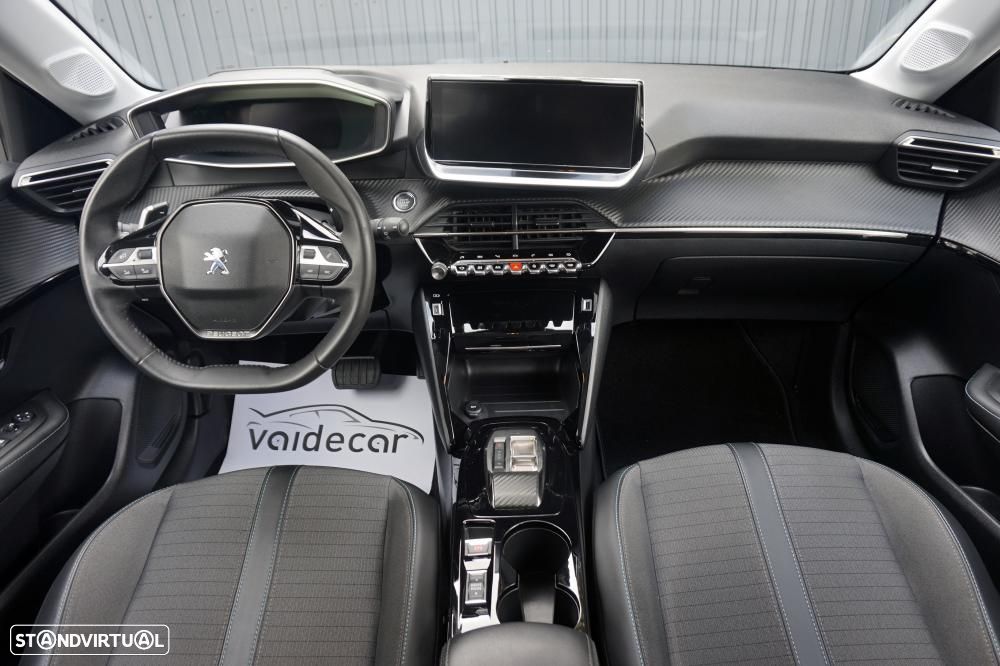 Peugeot 208 1.2 PureTech Allure Pack EAT8 - 8