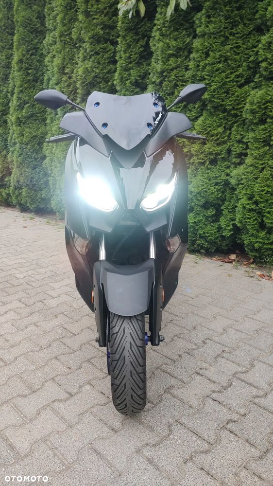 Yamaha X-max - 8