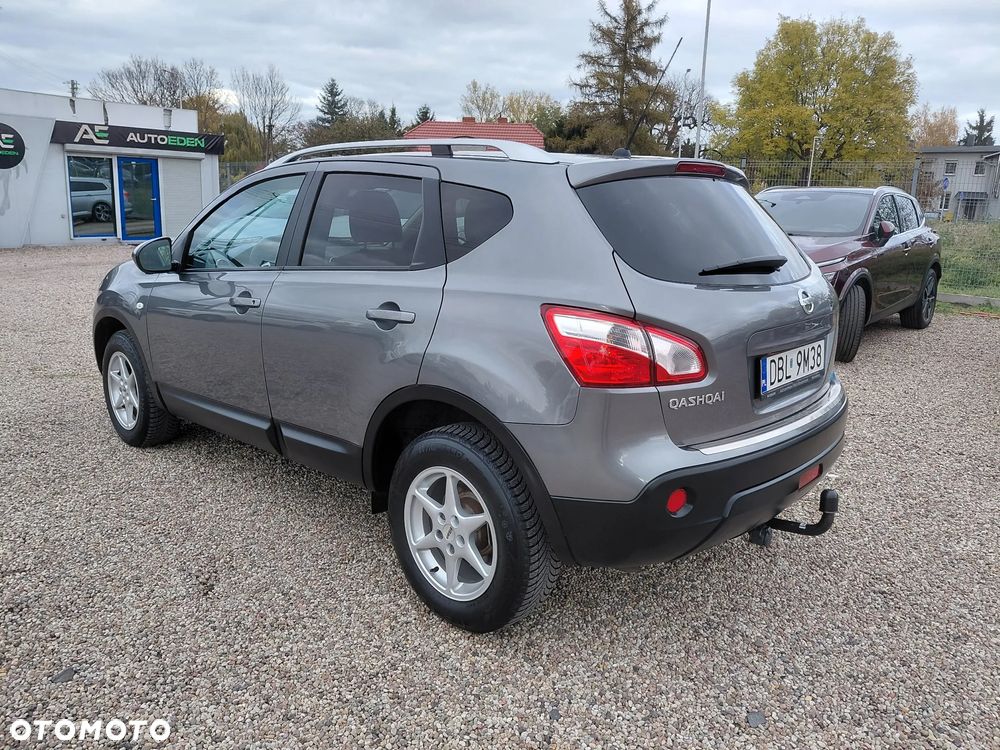 Nissan Qashqai 2012 photo 4