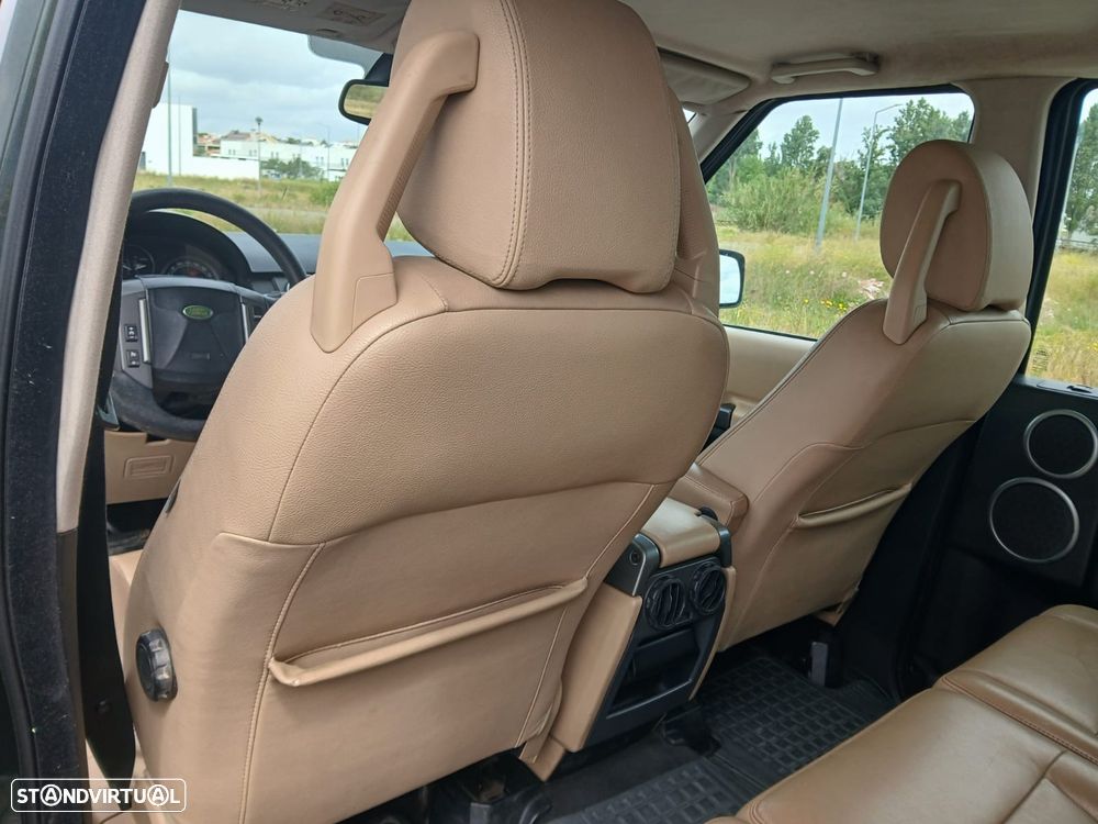 Land Rover Discovery 2.7 TD V6 HSE Auto. - 13