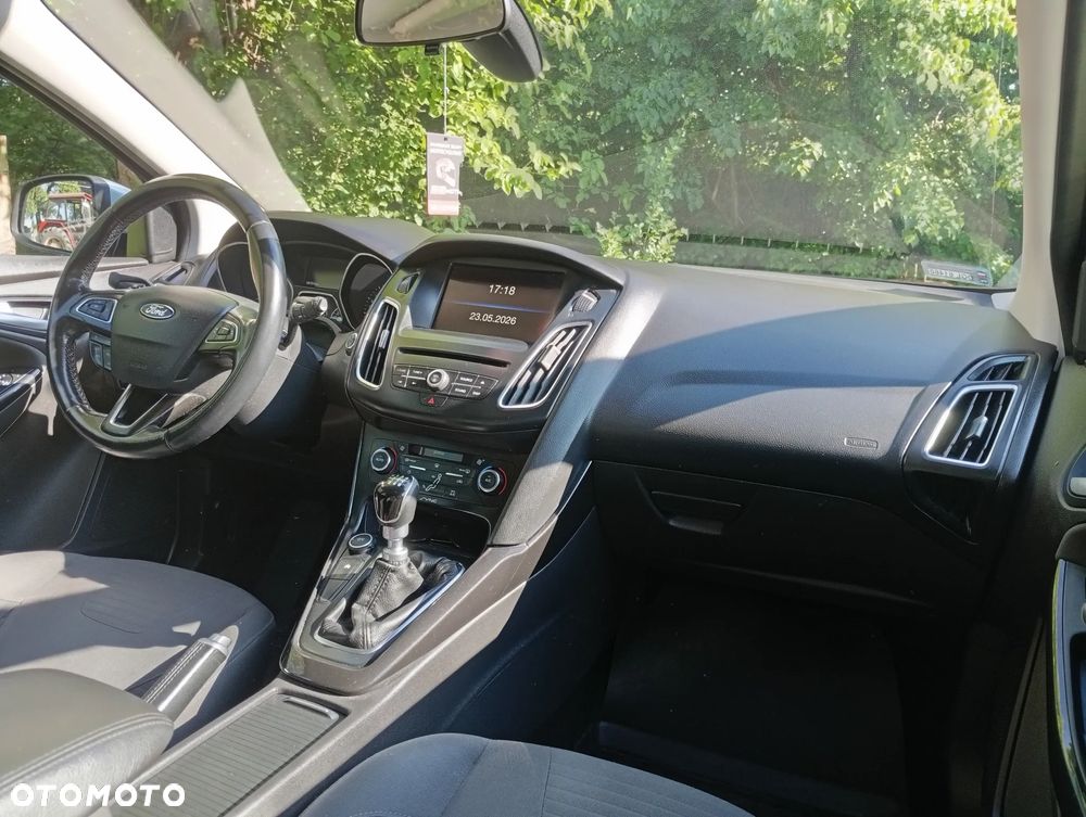 Ford Focus 1.0 EcoBoost Edition - 10