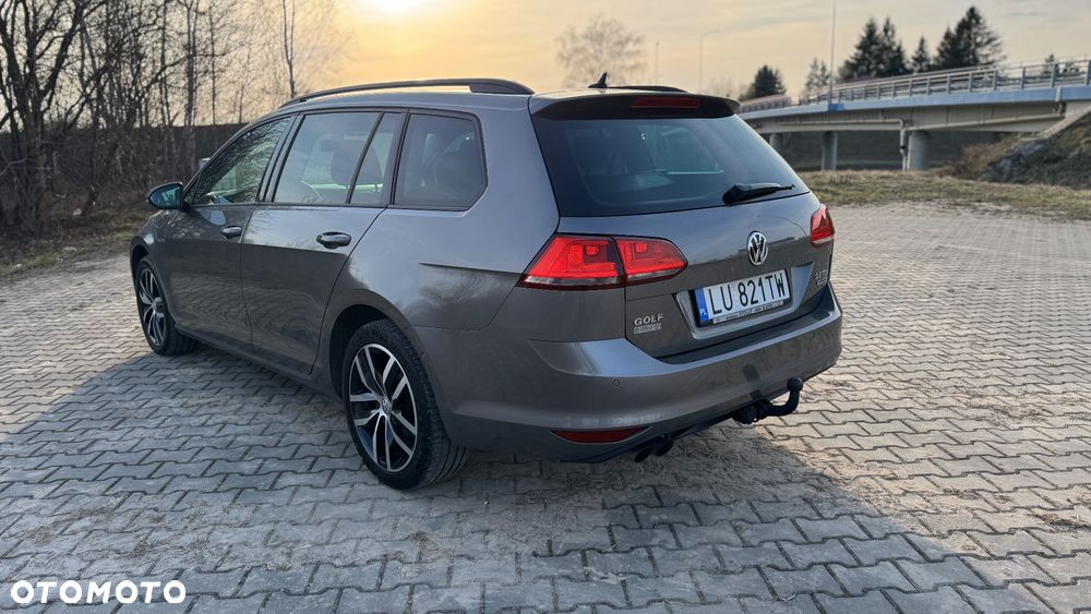 Volkswagen Golf 2.0 TDI BlueMotion Technology Cup - 8