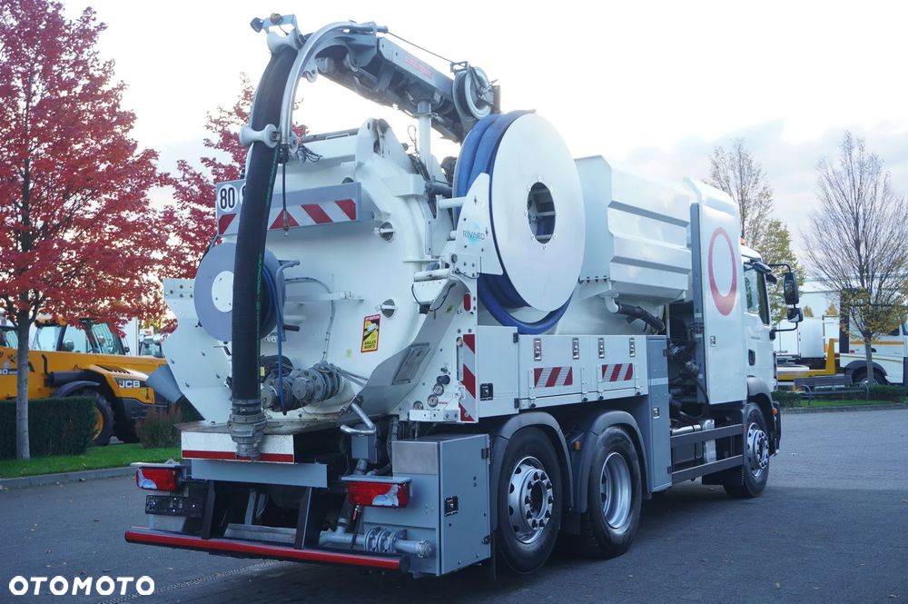 MAN TGM 26.340 E6 / Beczka asenizacyjna Rivard 11,8 m3 / 110 tys. km / oś skrętna - 7