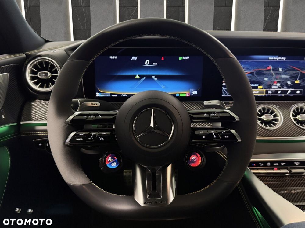Mercedes-Benz AMG GT - 35