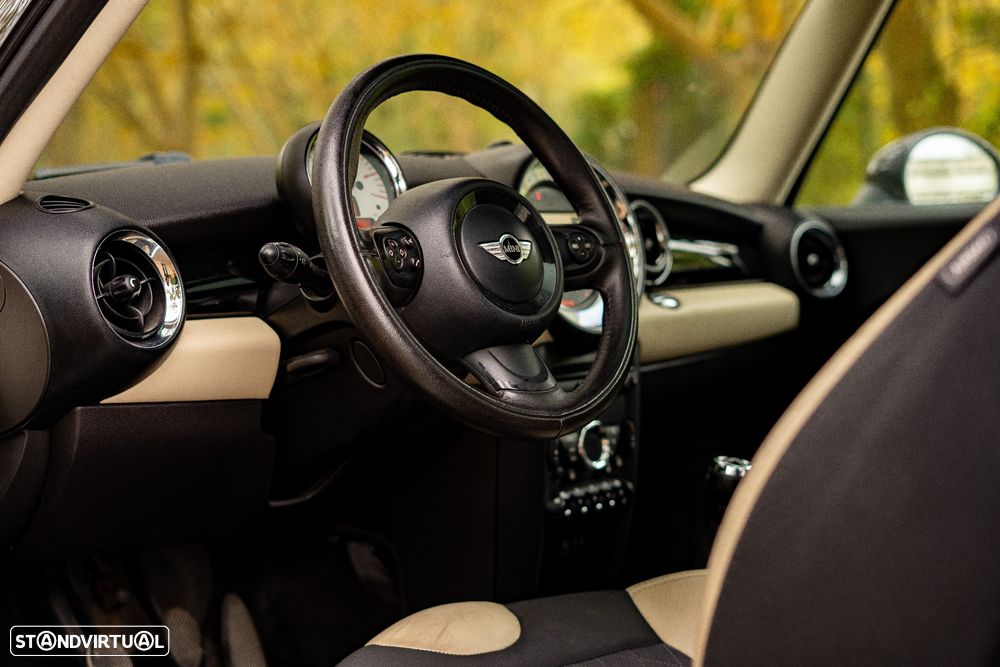 MINI 3 Portas Cooper D - 15