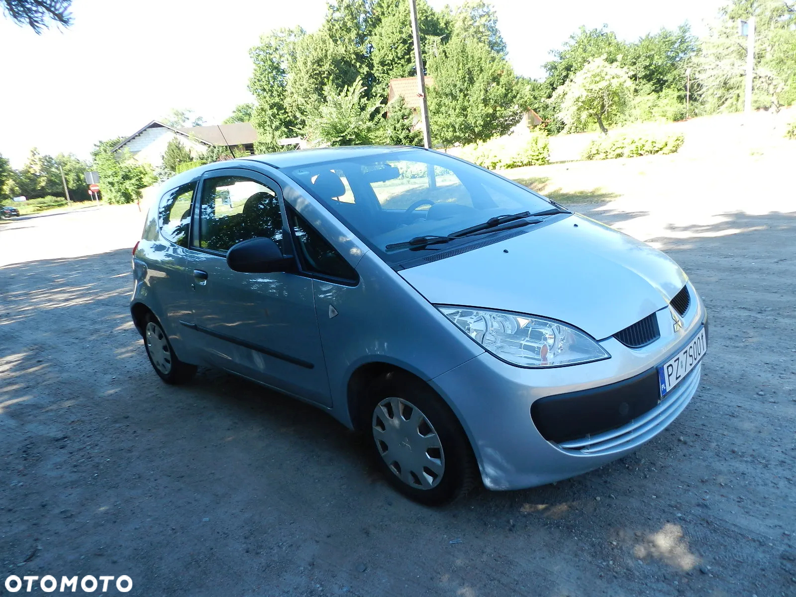 Mitsubishi Colt - 3