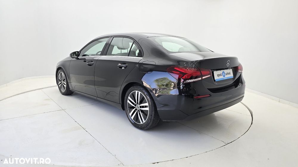 Mercedes-Benz A 200 - 10