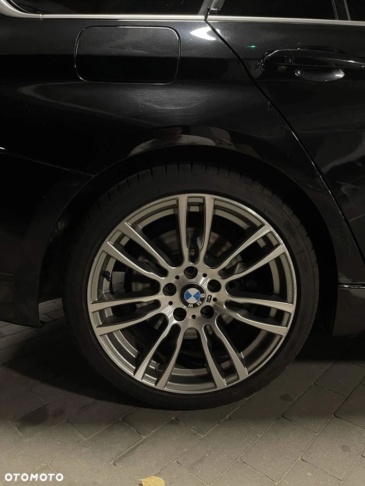 BMW Seria 3 330d Luxury Line - 13