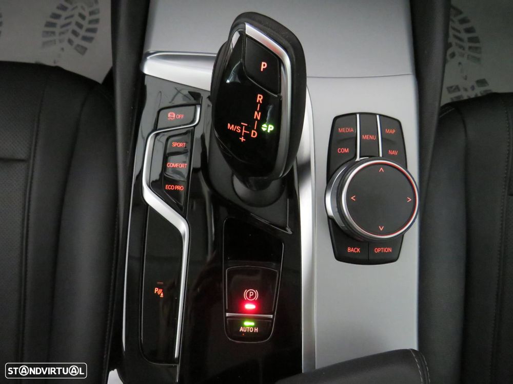 BMW 520 d Auto - 46