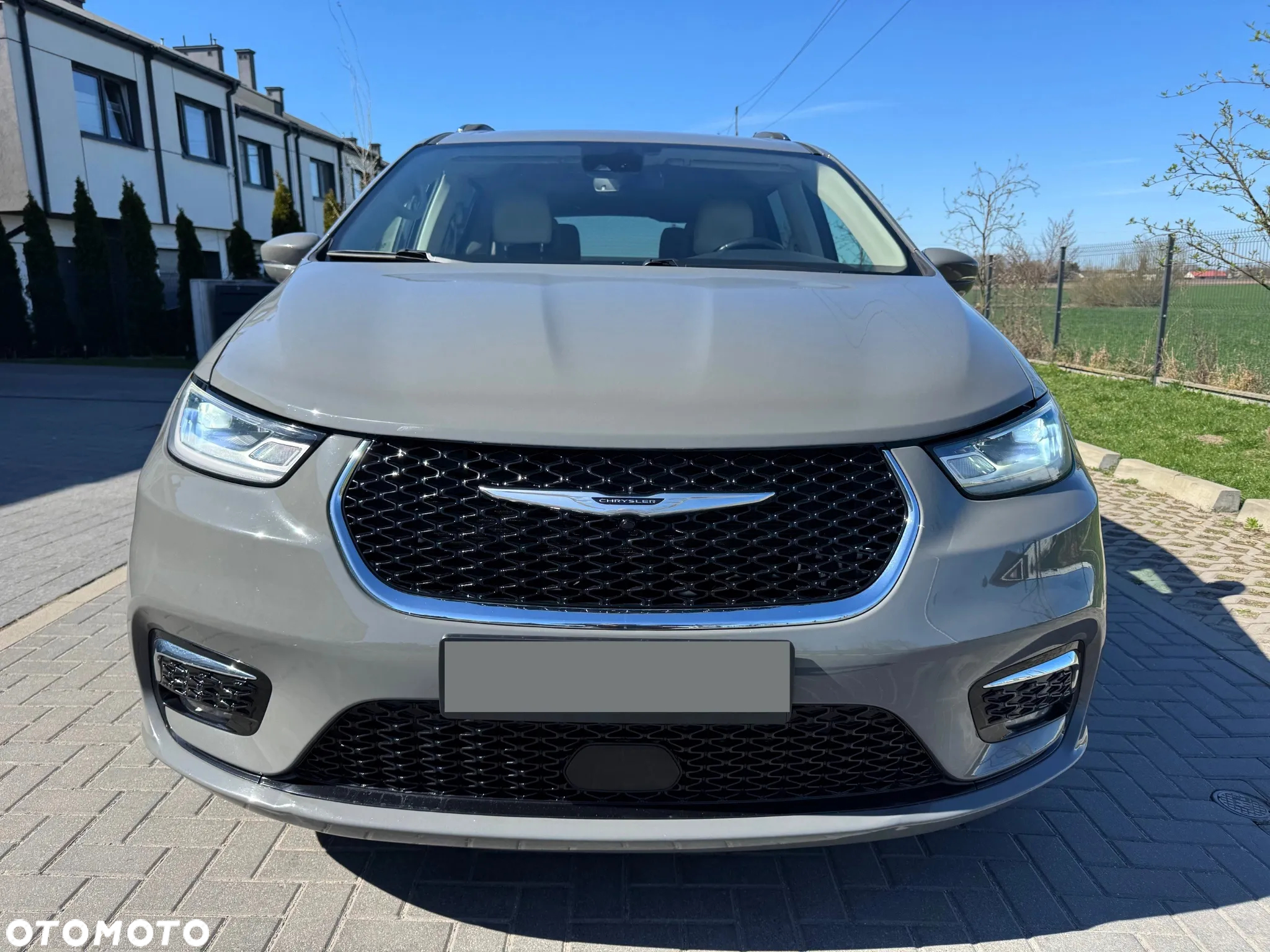 Chrysler Pacifica - 3