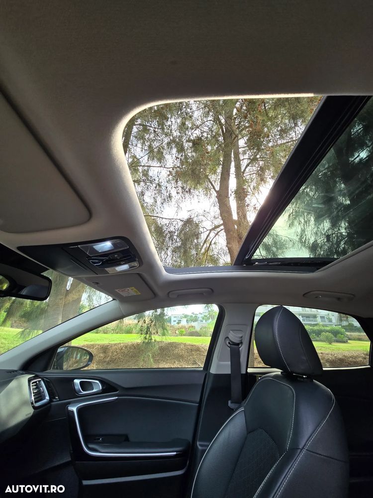 Kia XCeed 1.6 GDI DCT6 OPF Platinum Edition - 17