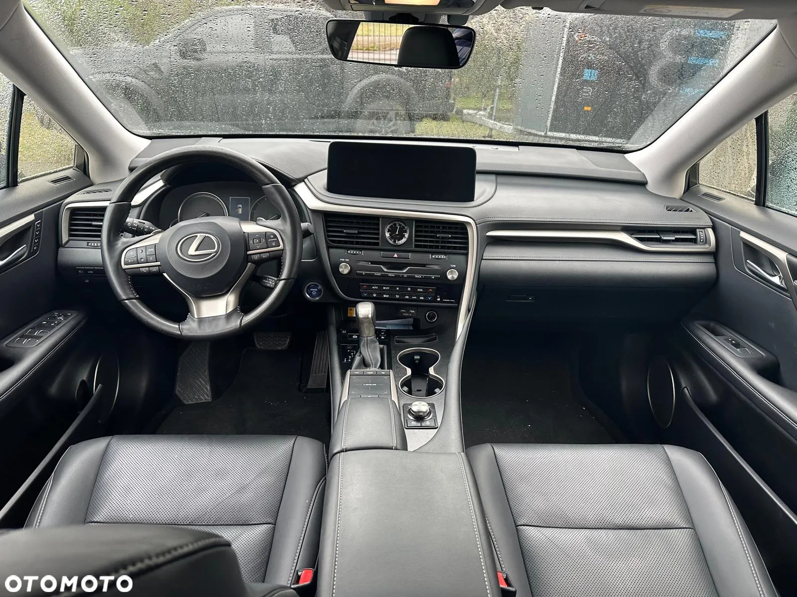 Lexus RX - 7