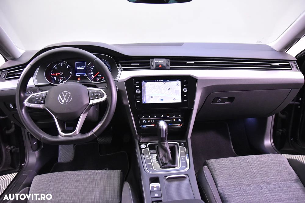 Volkswagen Passat - 9