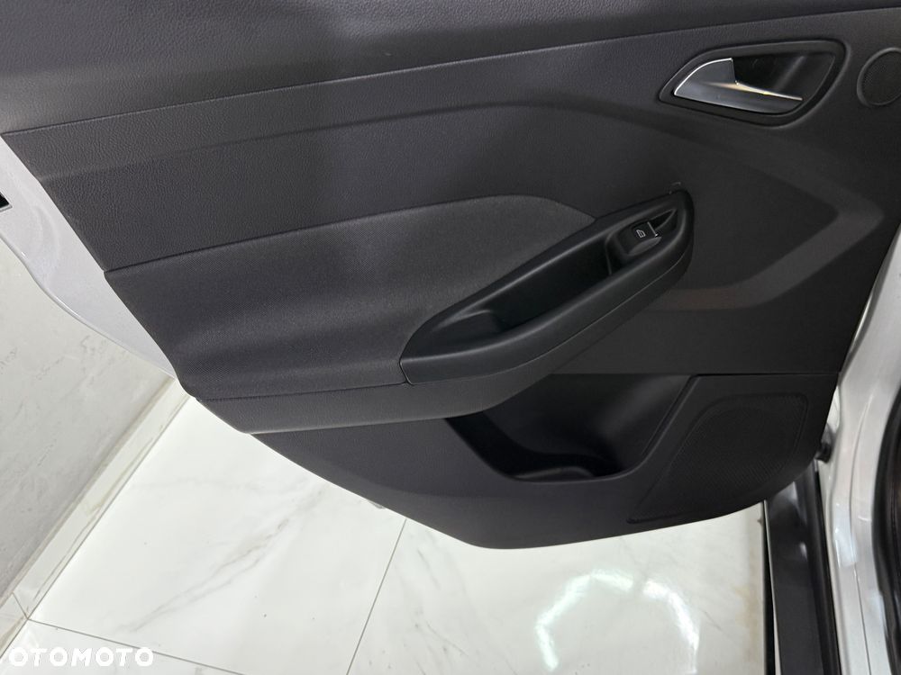 Ford Focus 1.6 TI-VCT Titanium - 14