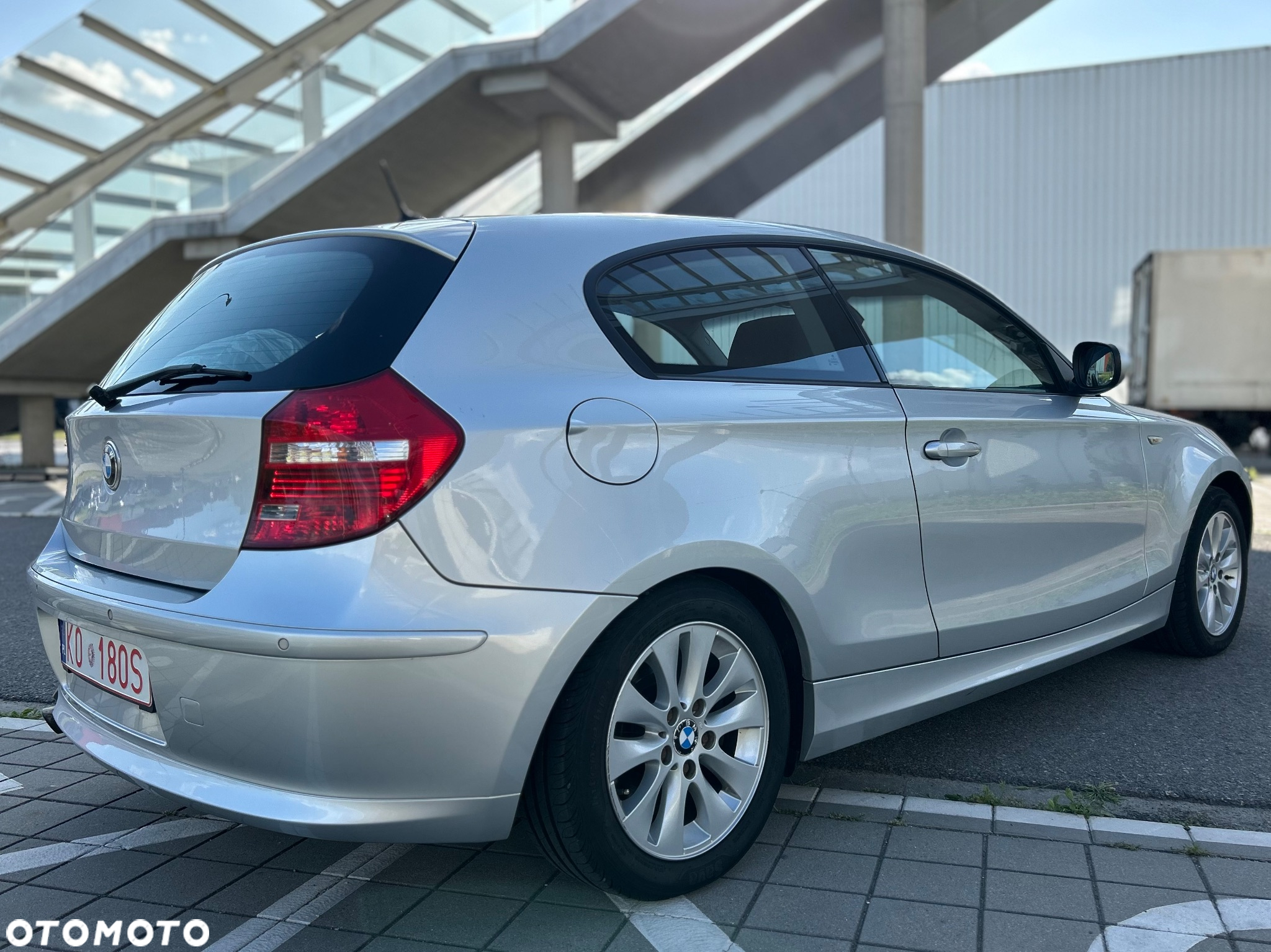 BMW Seria 1 118d - 4