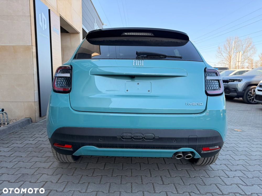 Fiat 600 1.2 Turbo La Prima eDCT - 6