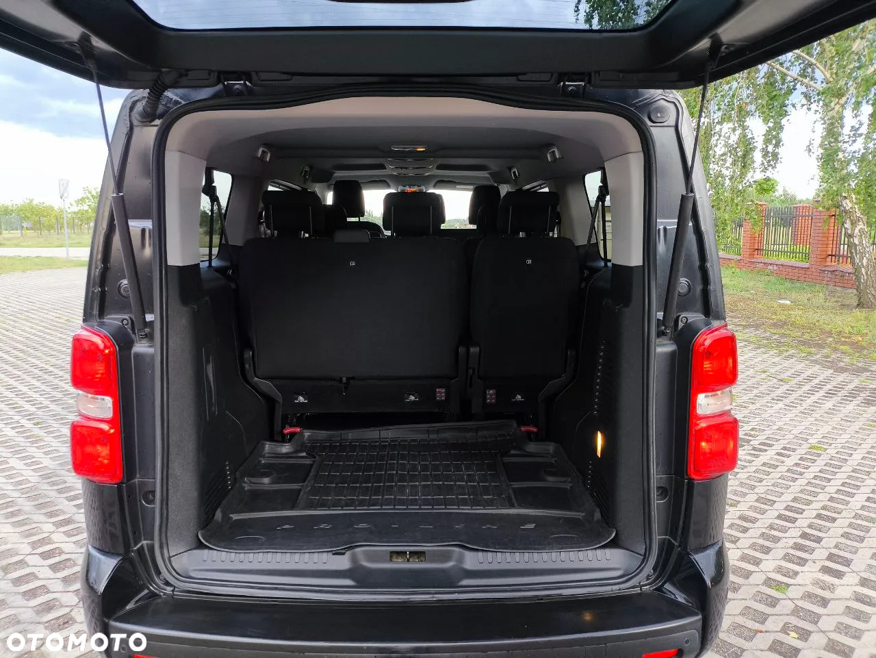 Peugeot Traveller 2.0 BlueHDi Long Business - 6