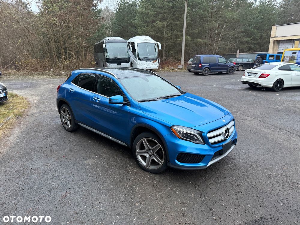 Mercedes-Benz GLA 250 7G-DCT AMG Line - 2